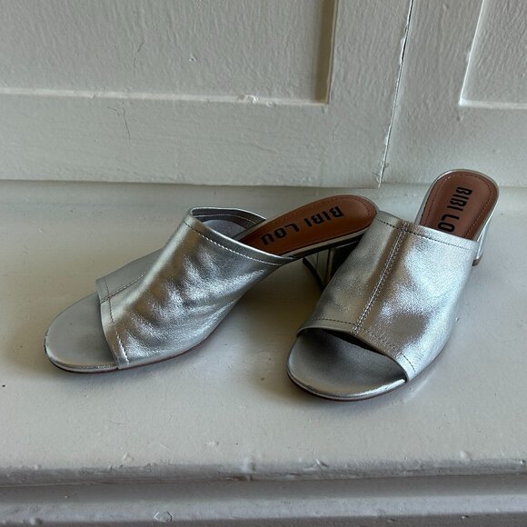 Gently Worn Silver Bibi Lou Block-Heel Mules (Sz 39) - Picture 1 of 5